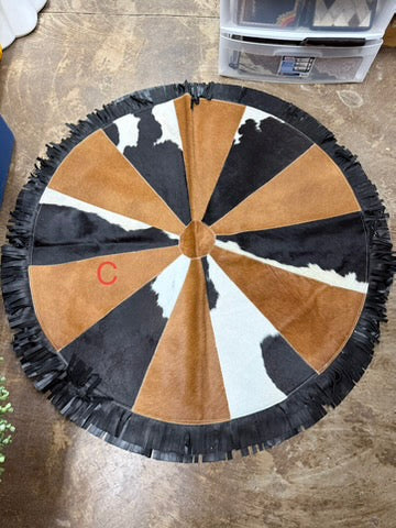 SALE ROUND FRINGE RUGS 52”