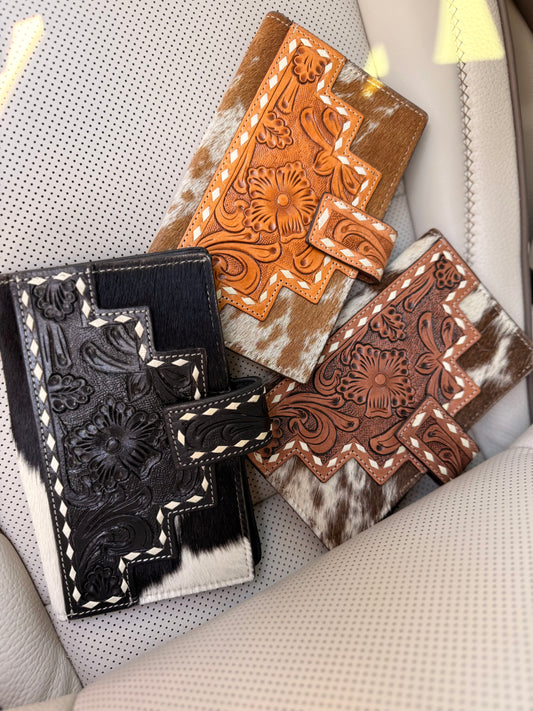 The "Gretchen" wallet - by The Painted Porches