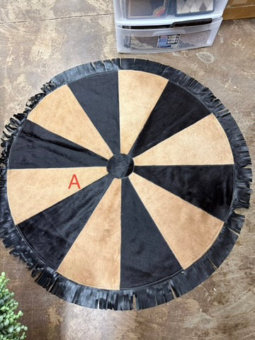 SALE ROUND FRINGE RUGS 52”