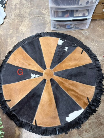 SALE ROUND FRINGE RUGS 52”