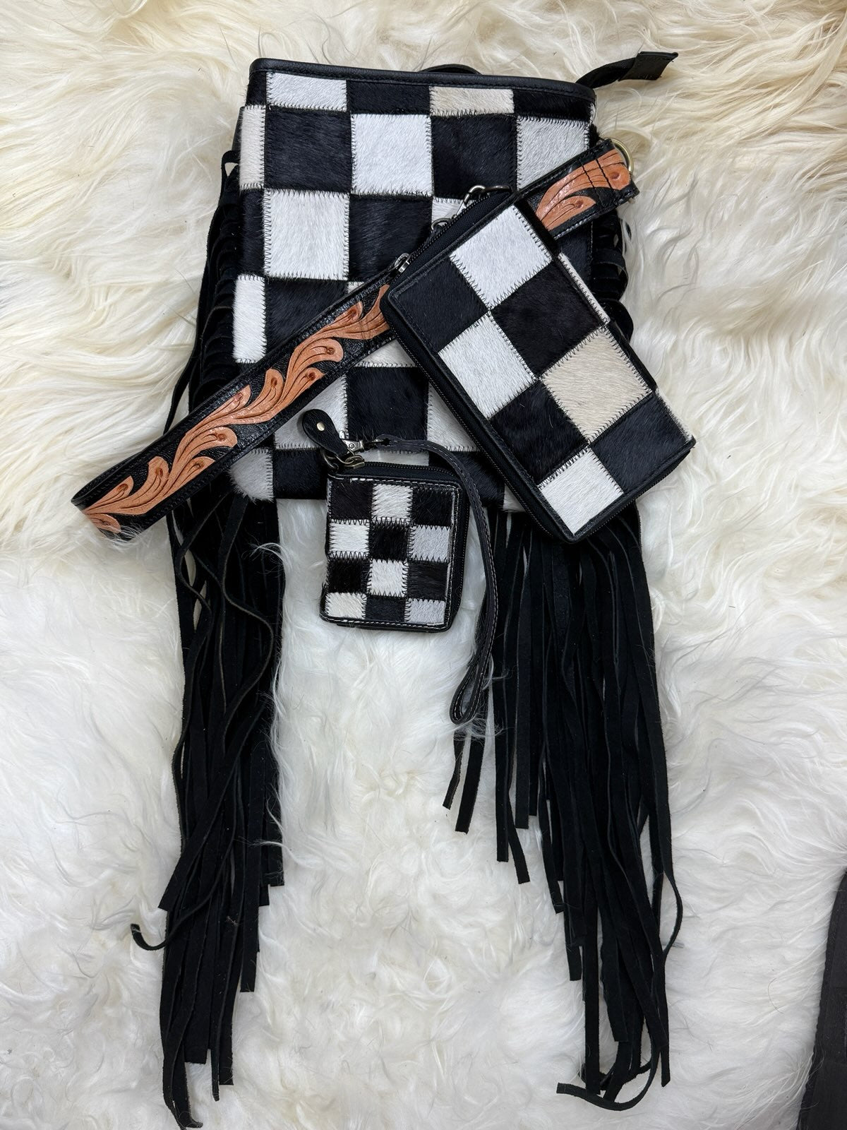 Checker cross body set. 2 wallets and purse included