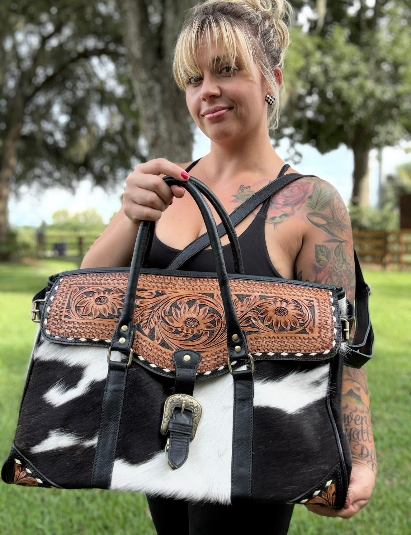 Tooled tote