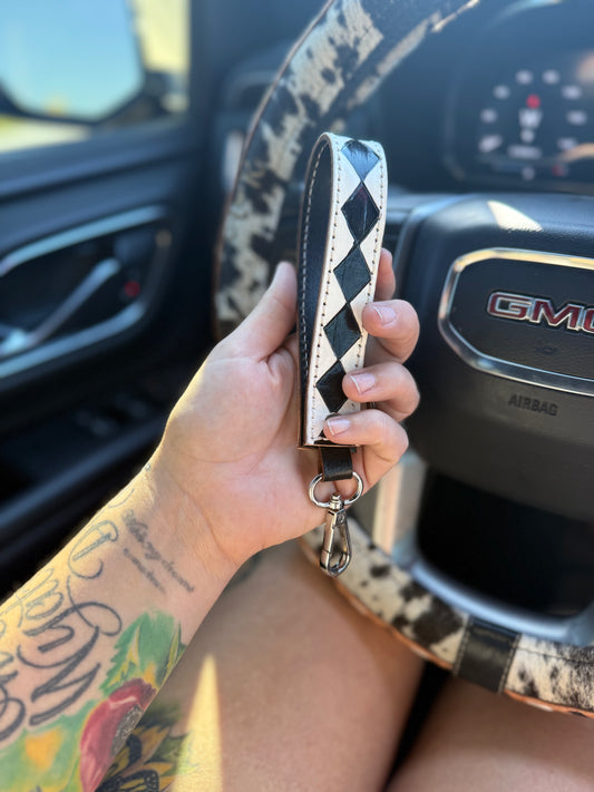 Checker wristlet keychain