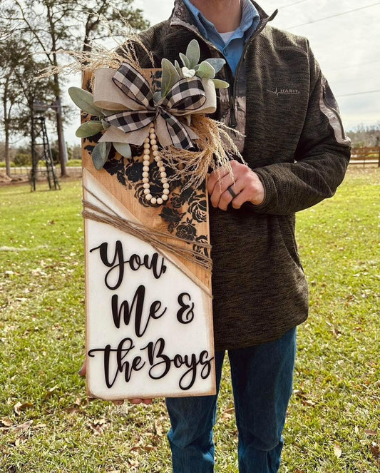 Mini porch leaner 24” tall