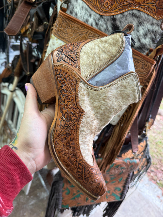 Cowhide boots size 8