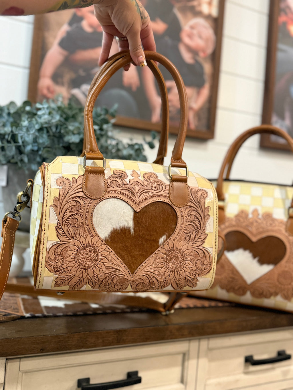 The Honey Mae 🤍🐝 yellow / white checker - sunflower tooled leather speedy (M)