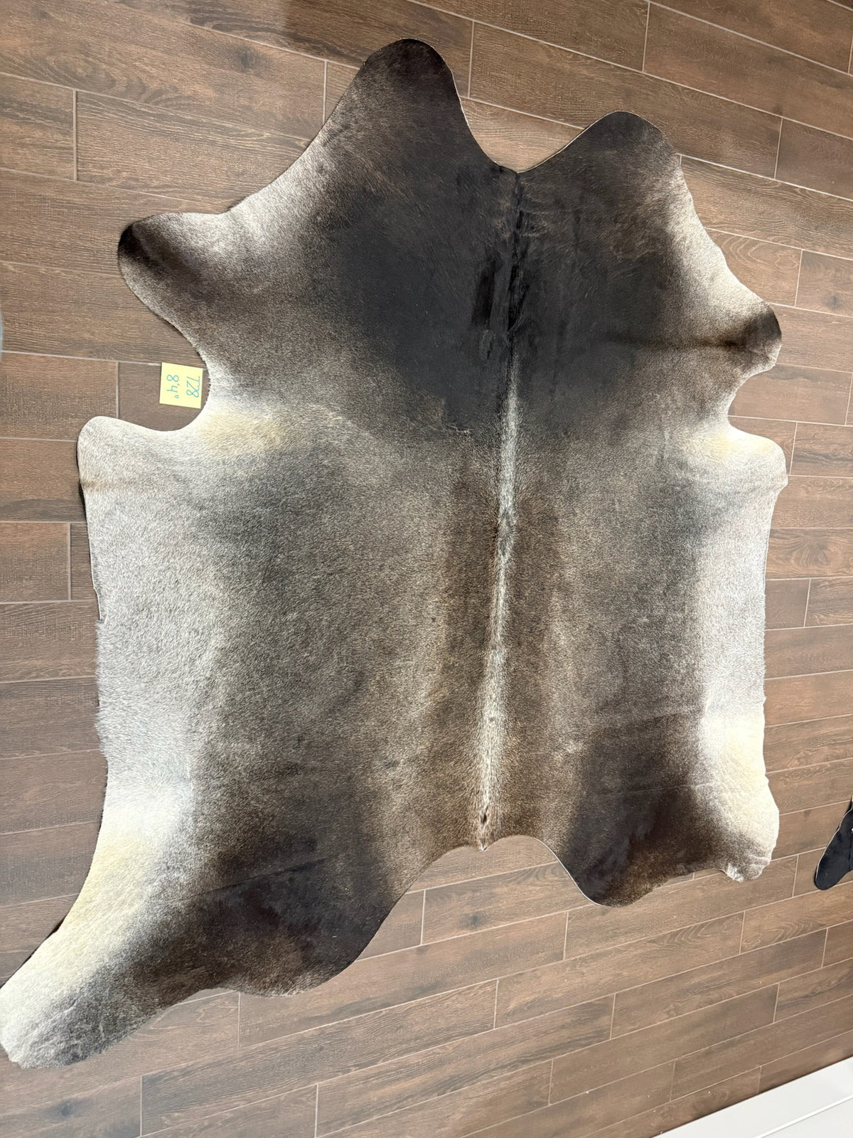 Full size cowhide (exotic) #T28- size 8’4”