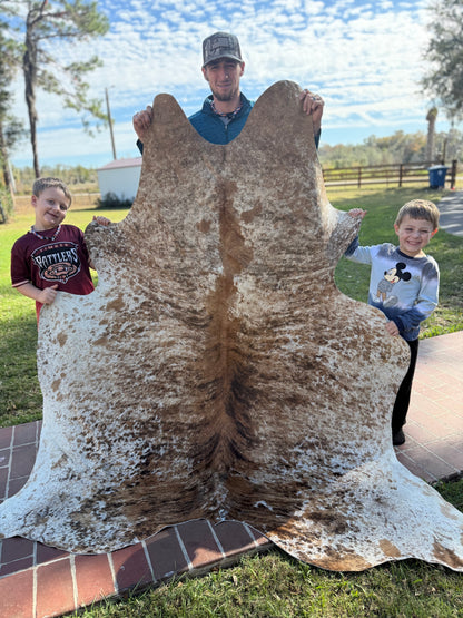 Exotic hide rug (light) 7’9”