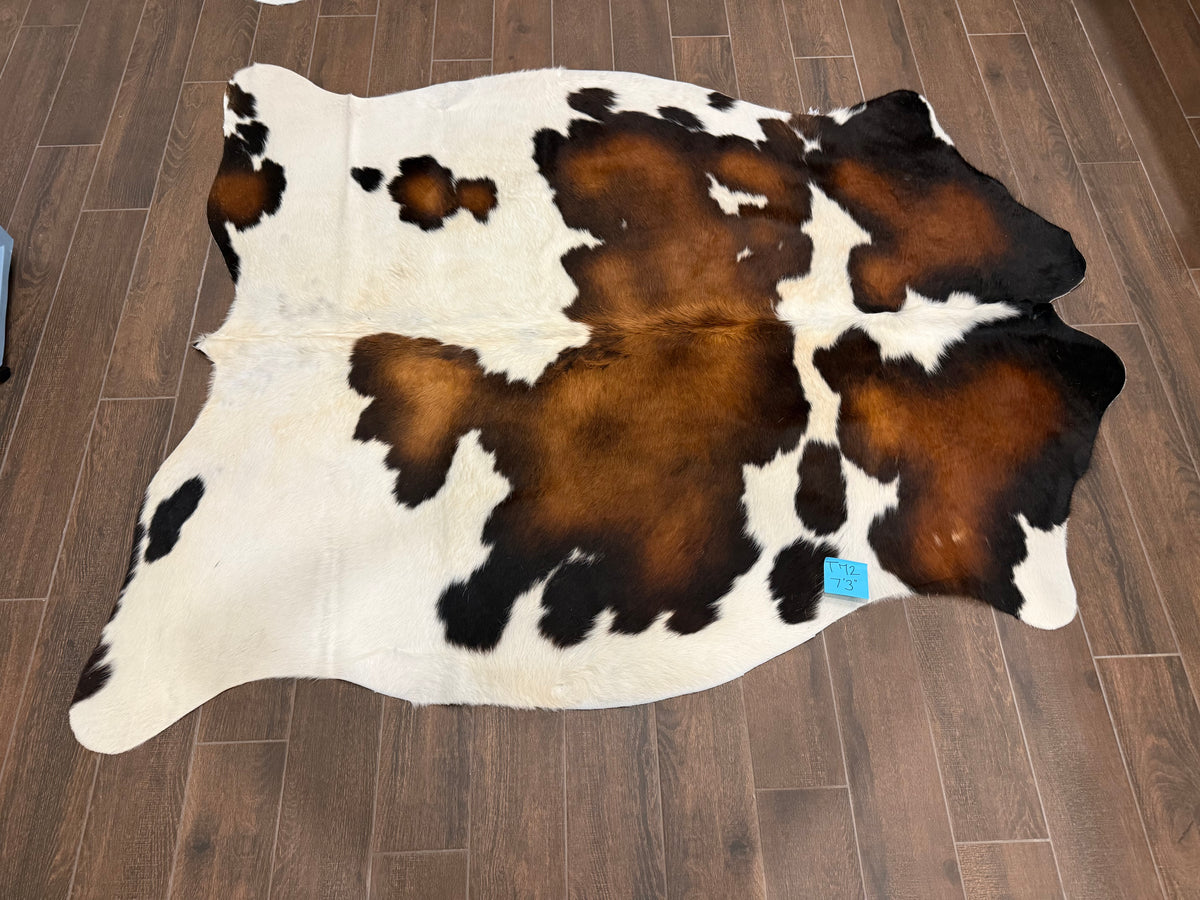 Full size cowhide (exotic) #T72- 7’3”