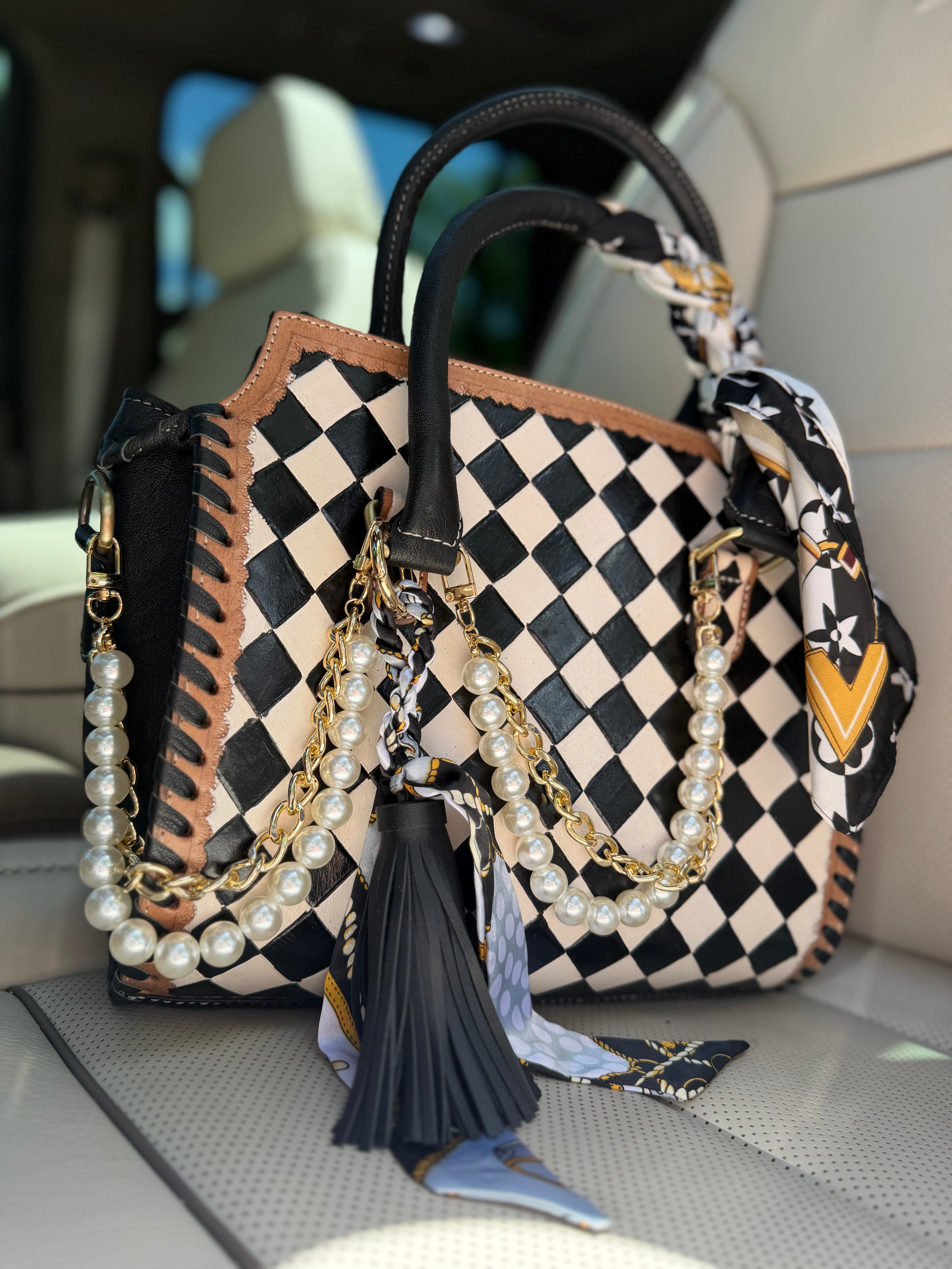 Classy checks soft back Medium Speedy bag set. read description