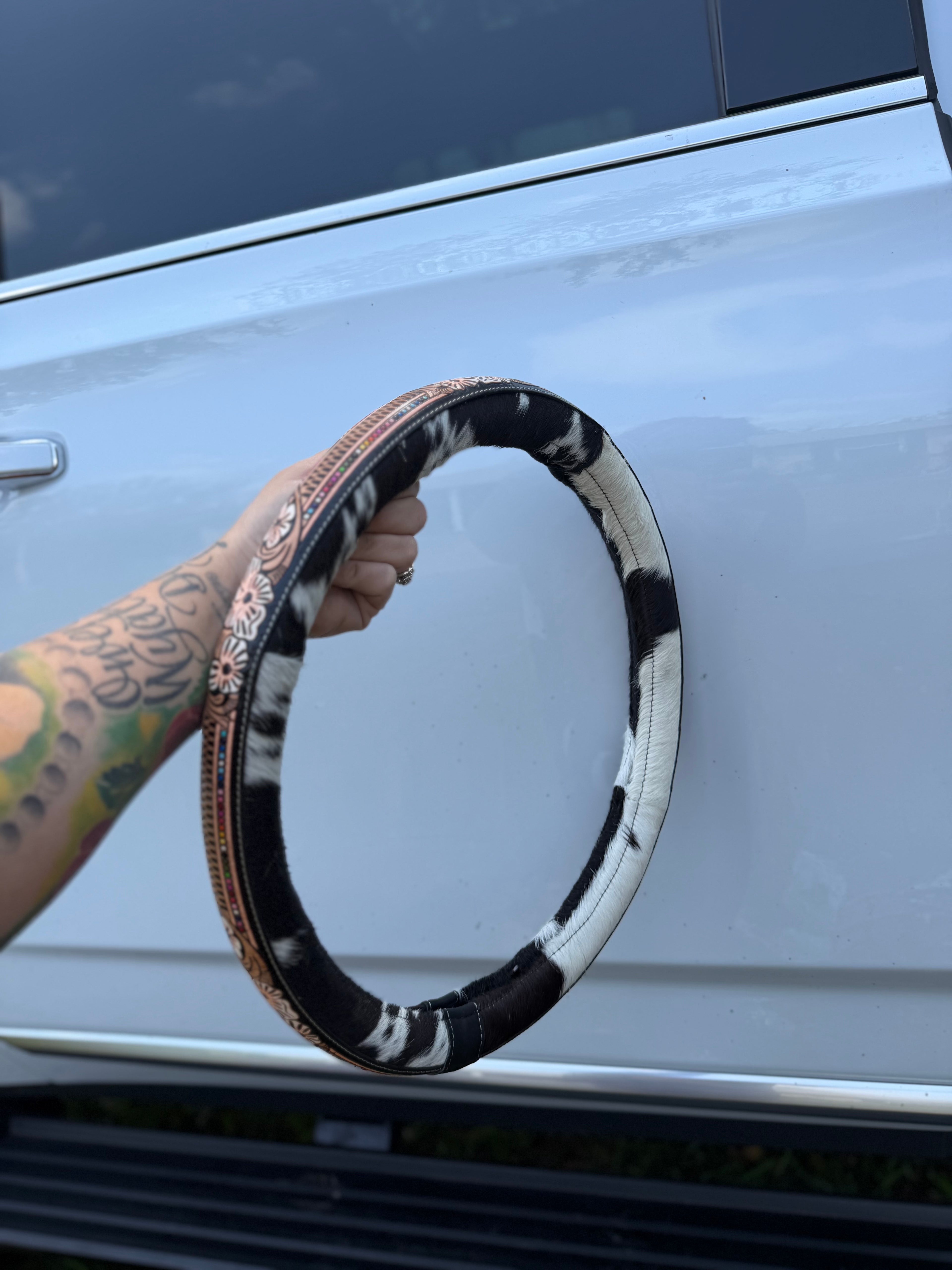 16 “ tooled leather cowhide steering wheel cover - read description before purchase