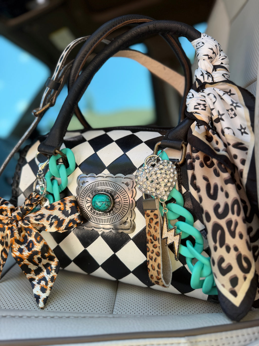 Lucky Leopard Checker Medium speedy tote