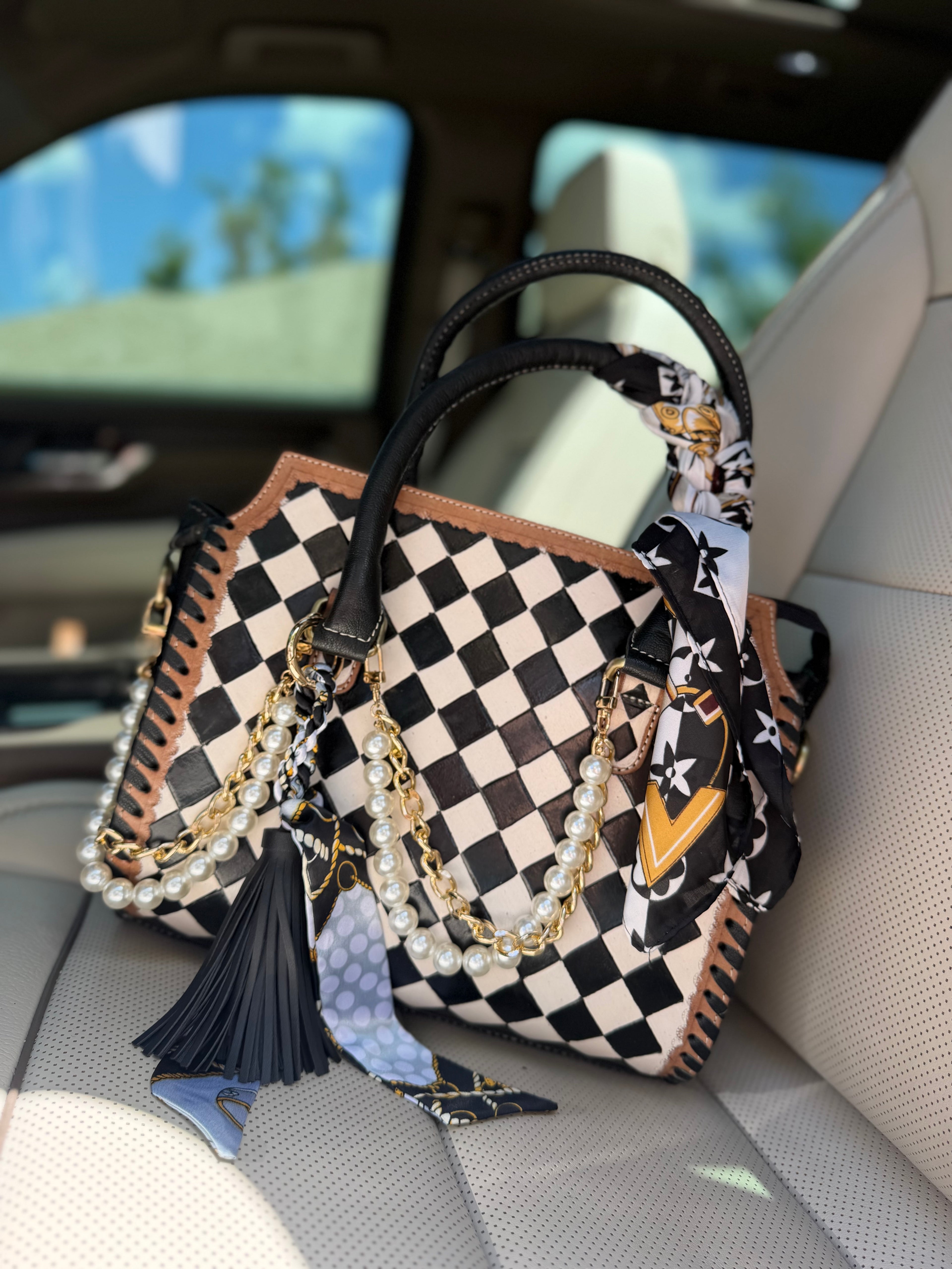 Classy checks soft back Medium Speedy bag set. read description