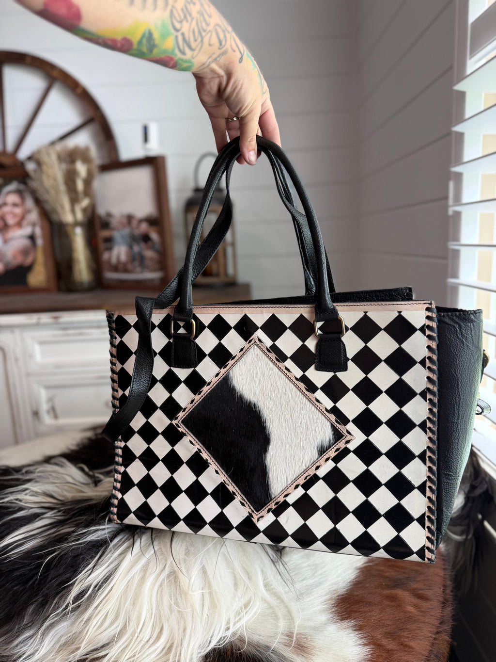 Cowhide and checker Tooled leather tote bag with fringe-