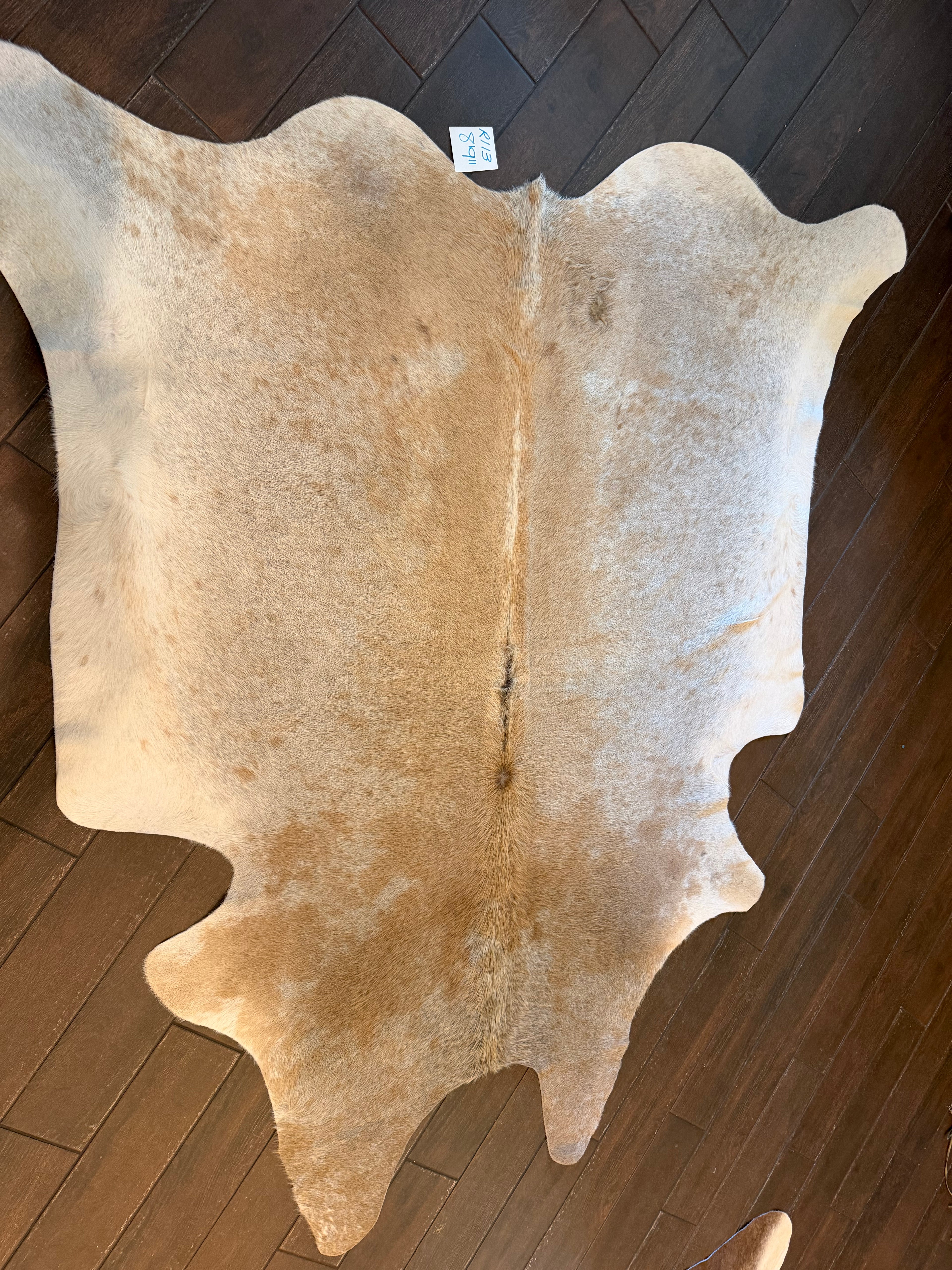 Full size cowhide (exotic)- # R113- 8’9”