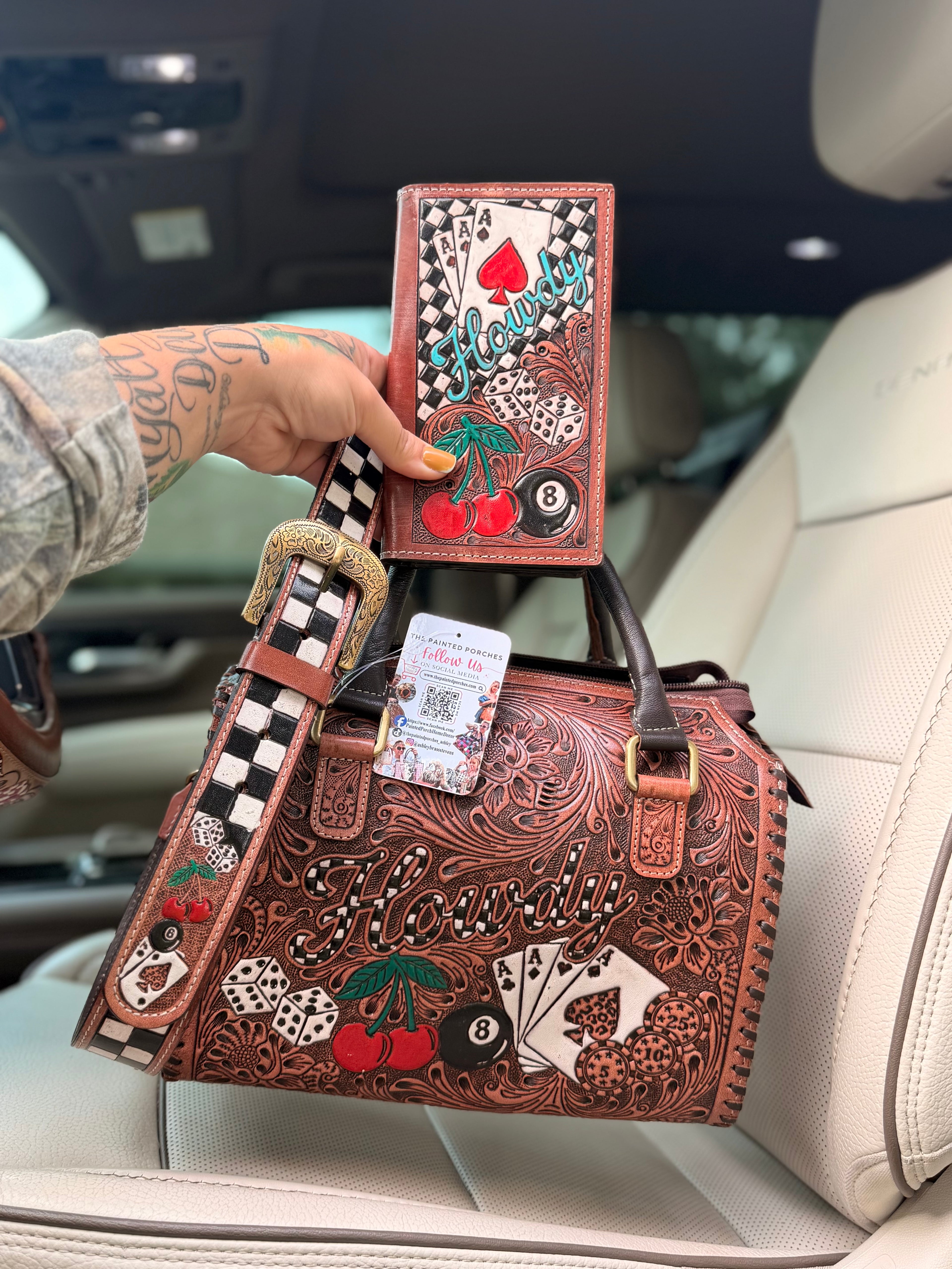 Med/large “HOWDY Baby set” with wallet speedy
