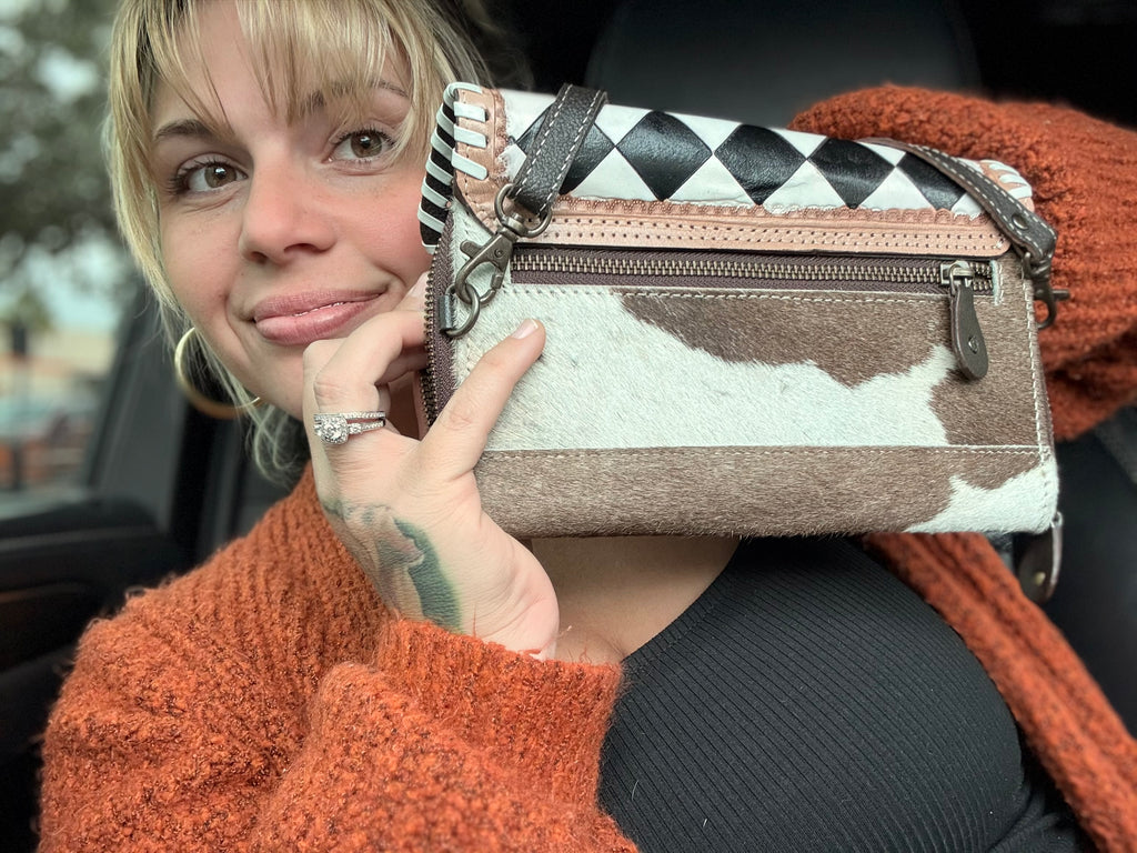 Cross body wallet clutch