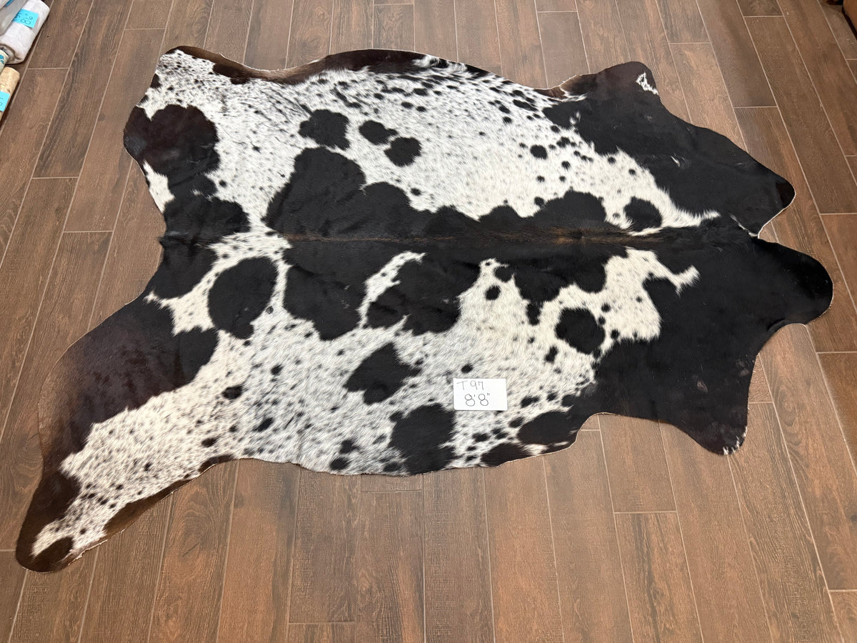 Full size cowhide (exotic) #T97- 8’8”