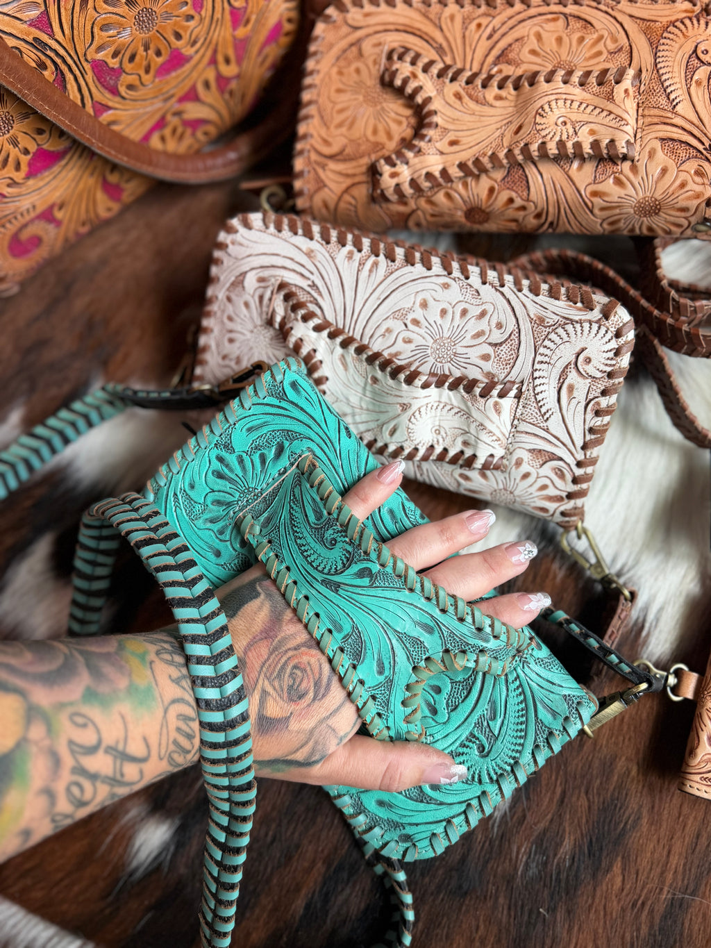 Double wallet Tooled leather clutch purse
