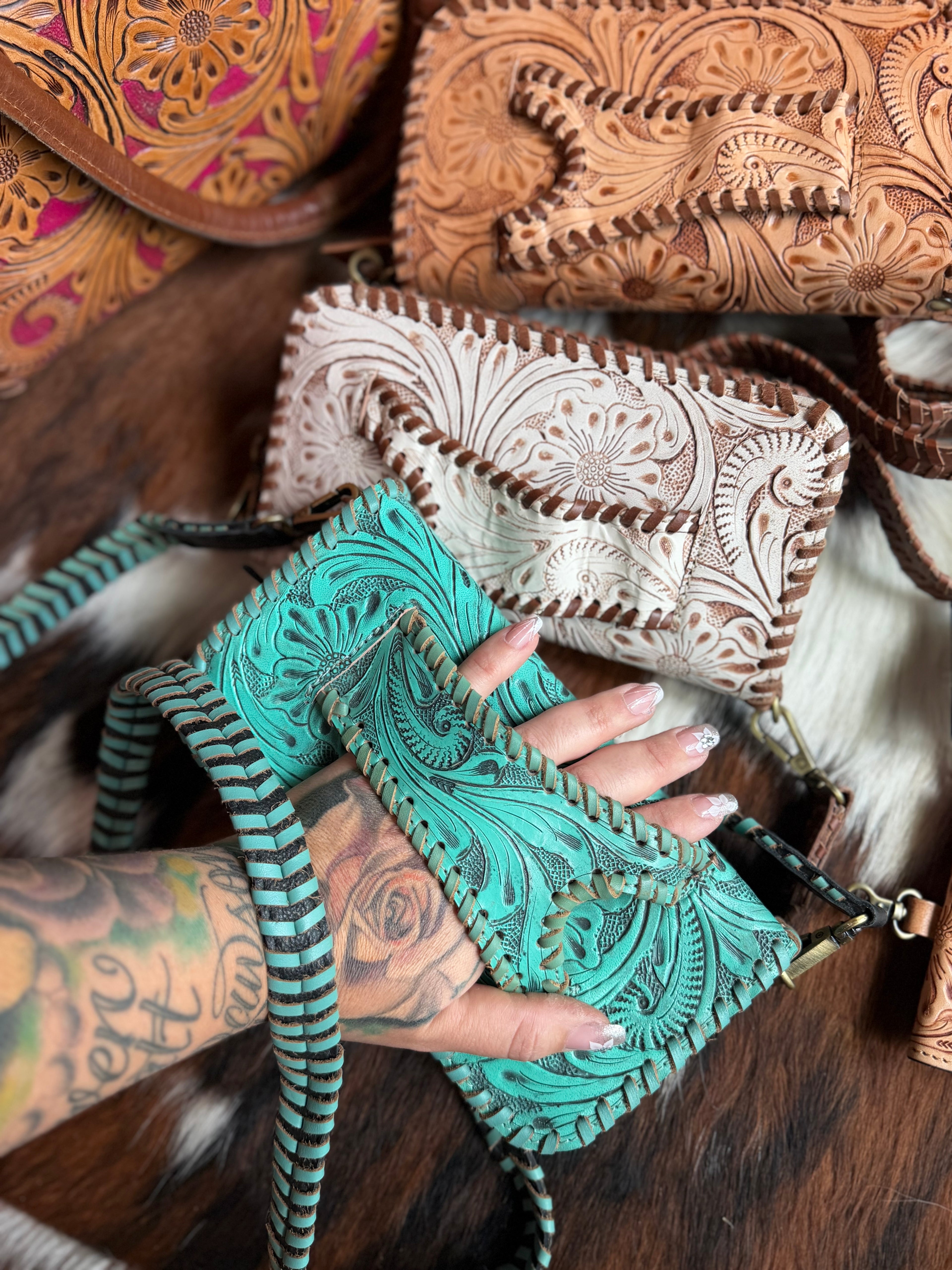 Double wallet Tooled leather clutch purse
