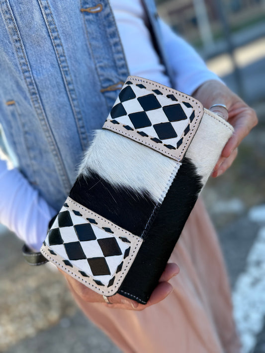 Wallet wristlet