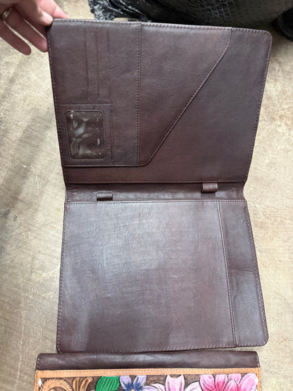 Tooled floral planner