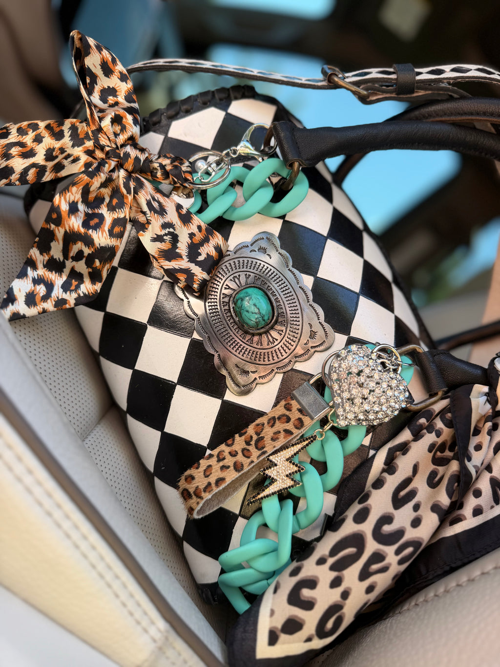 Lucky Leopard Checker Medium speedy tote