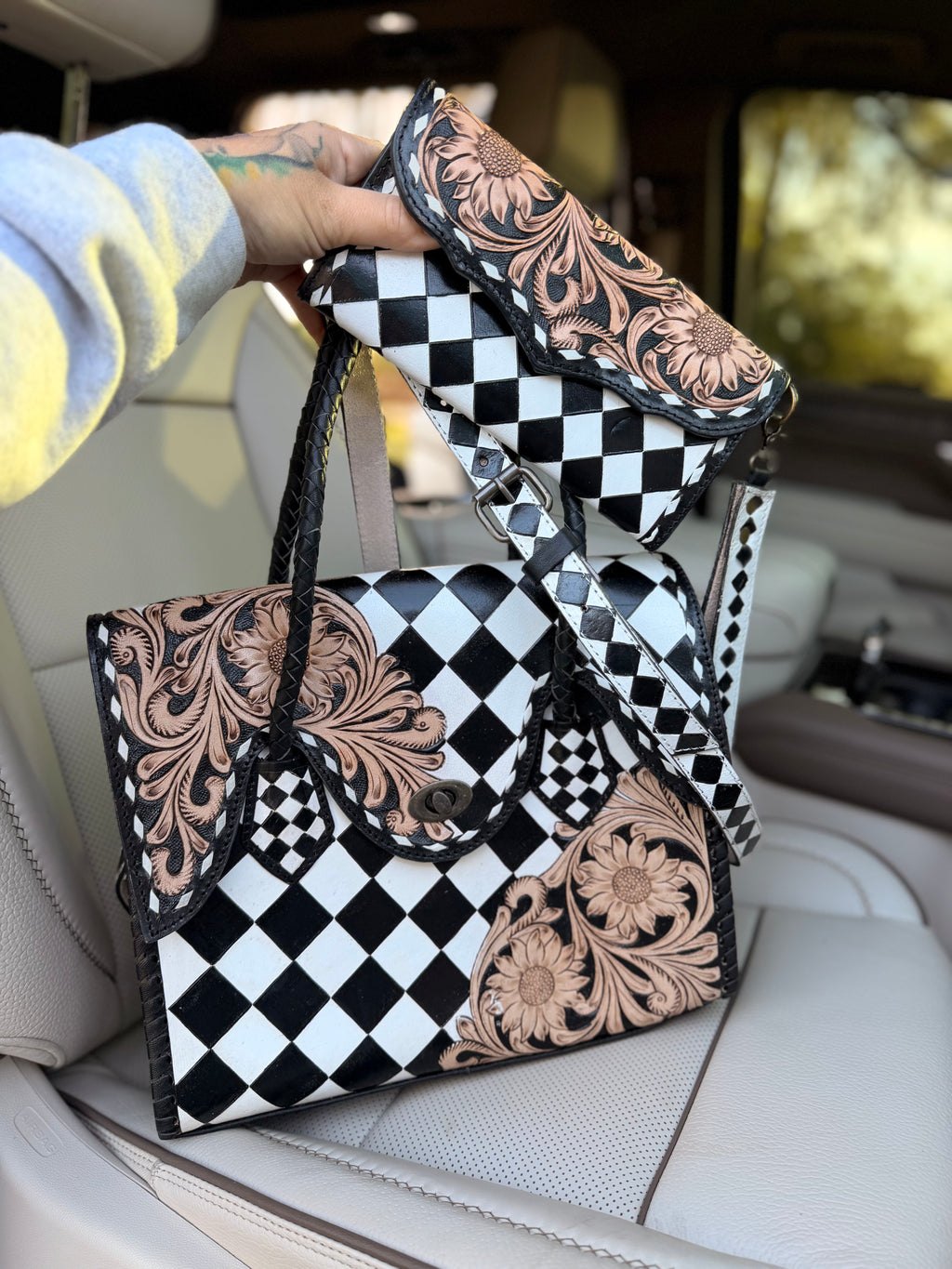 “Rowdy Rosette”- black/white checker tote