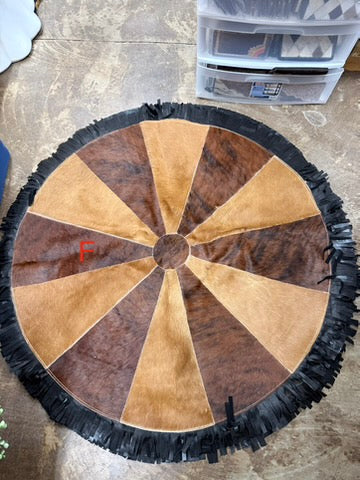 SALE ROUND FRINGE RUGS 52”