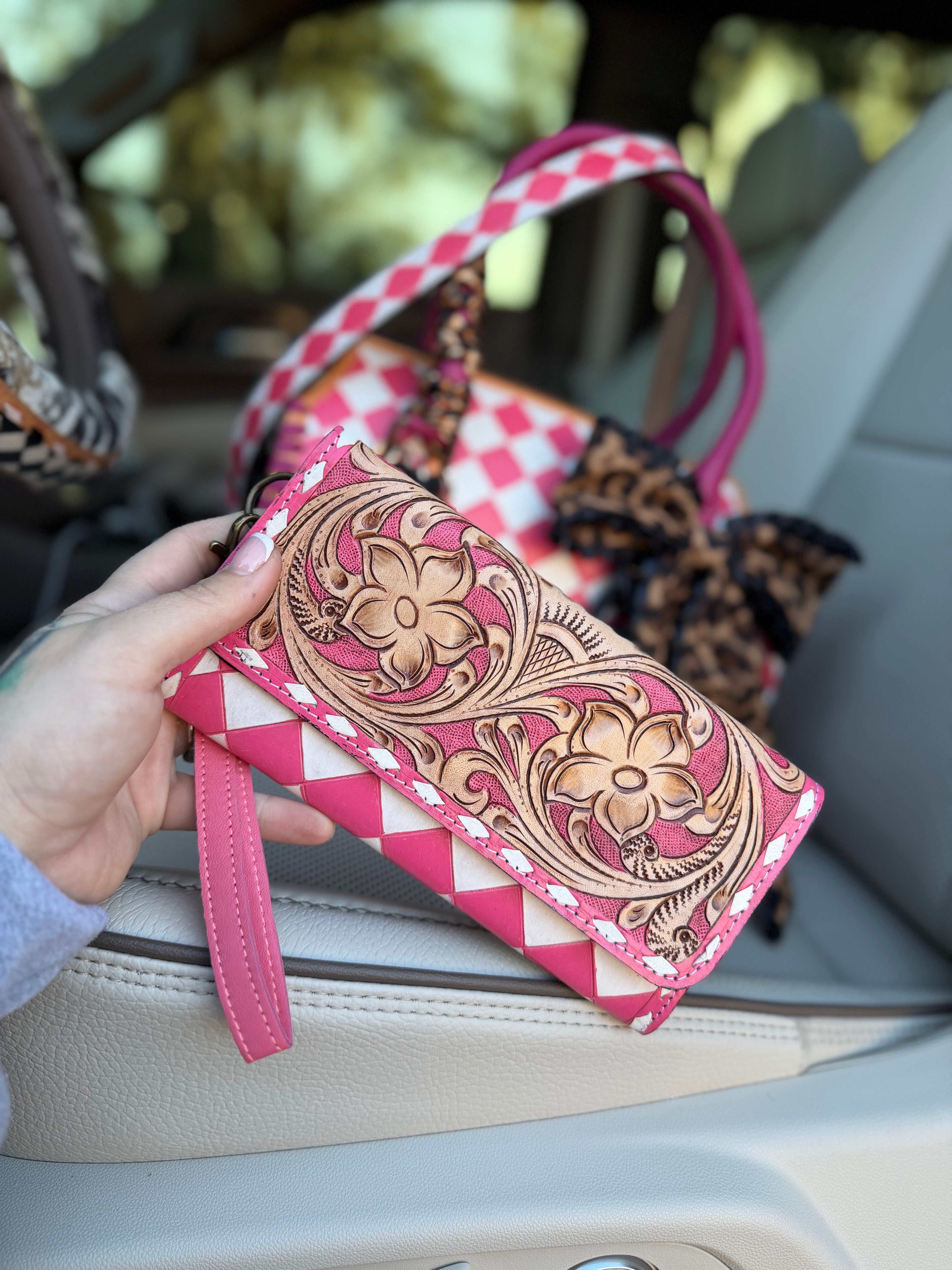 "Dolly Don’t Play" - pink and white tooled leather speedy (M)