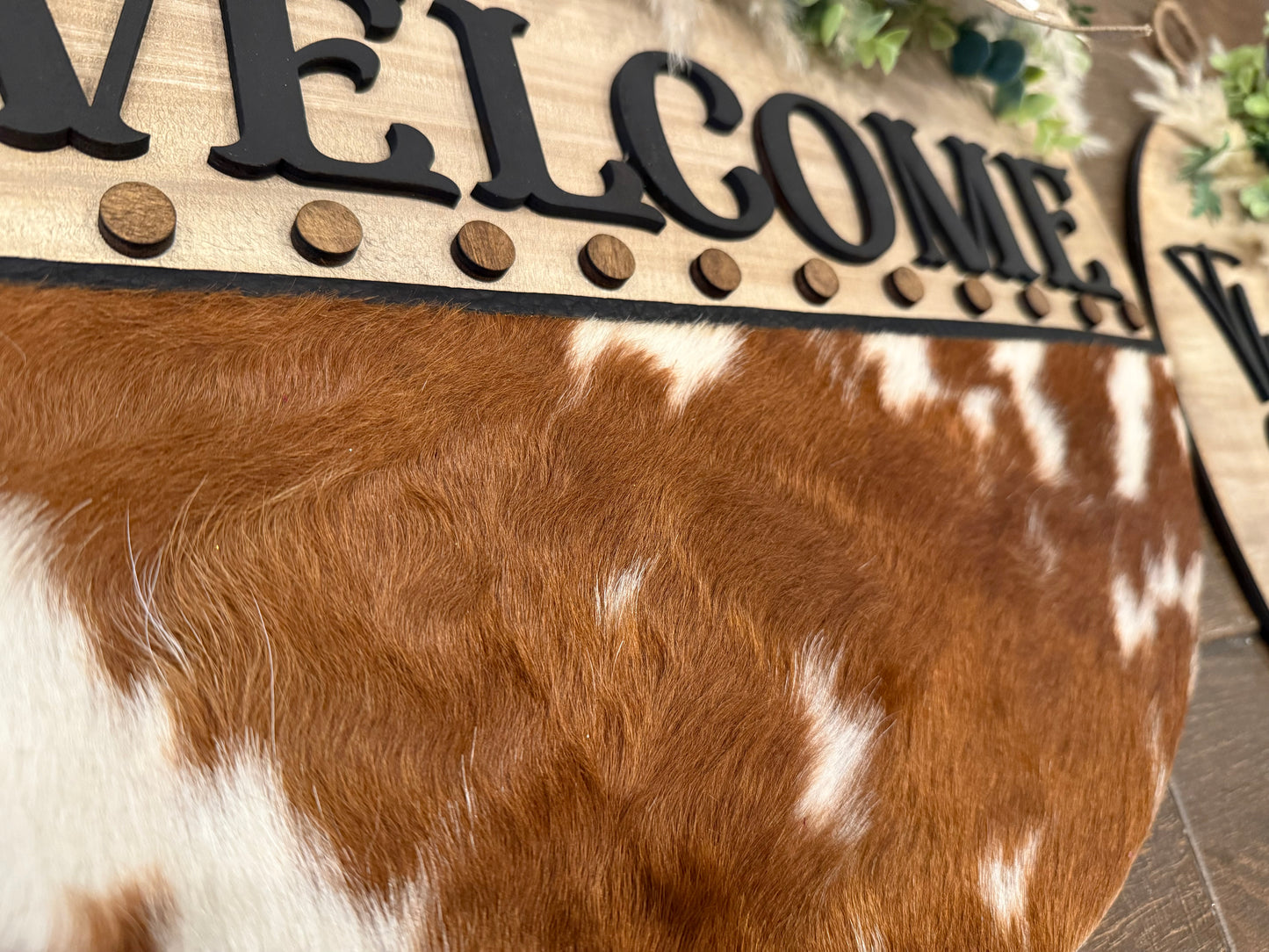 18” double door hanger