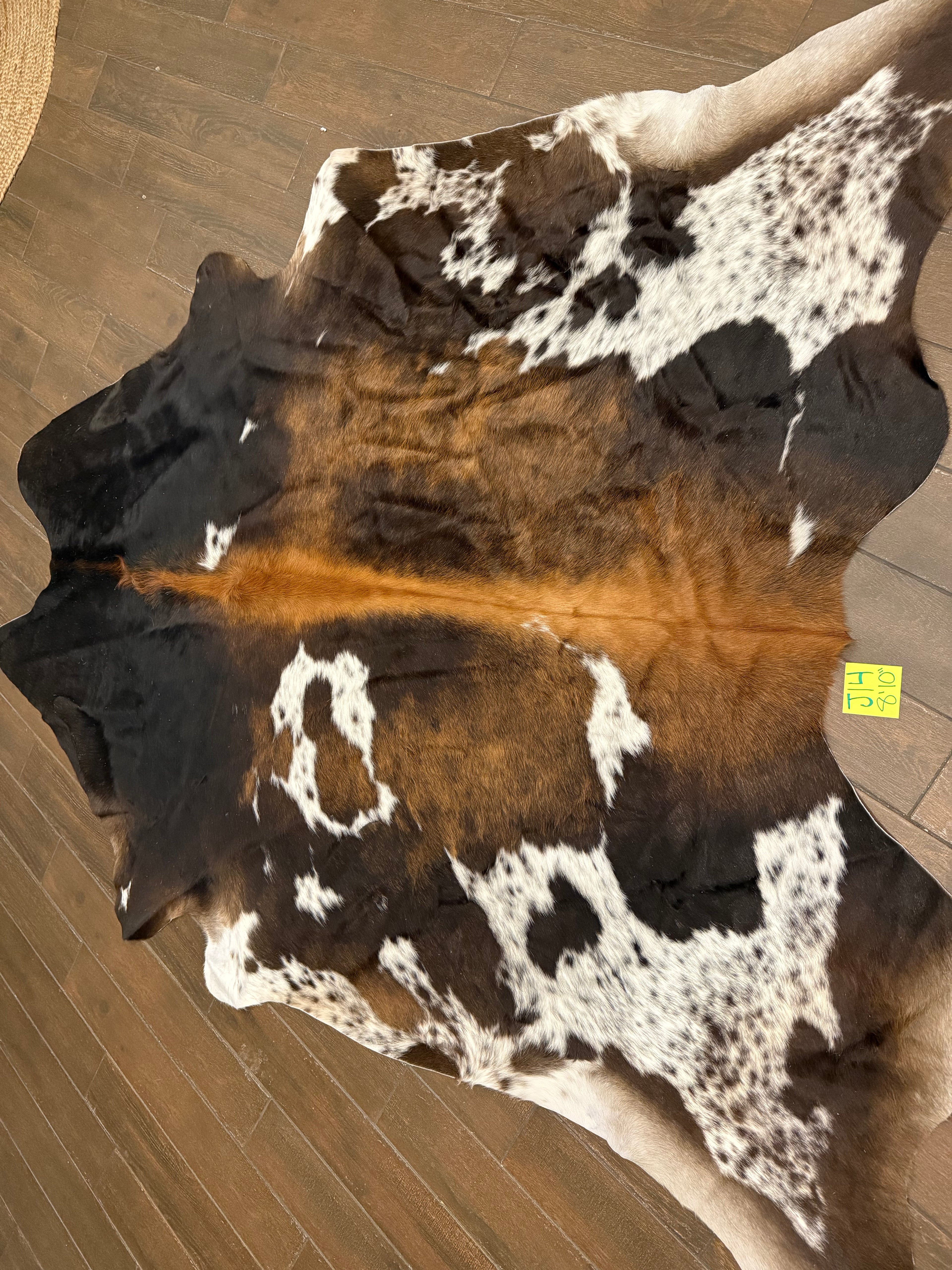Full size cowhide (exotic) #J14- size 8’10”