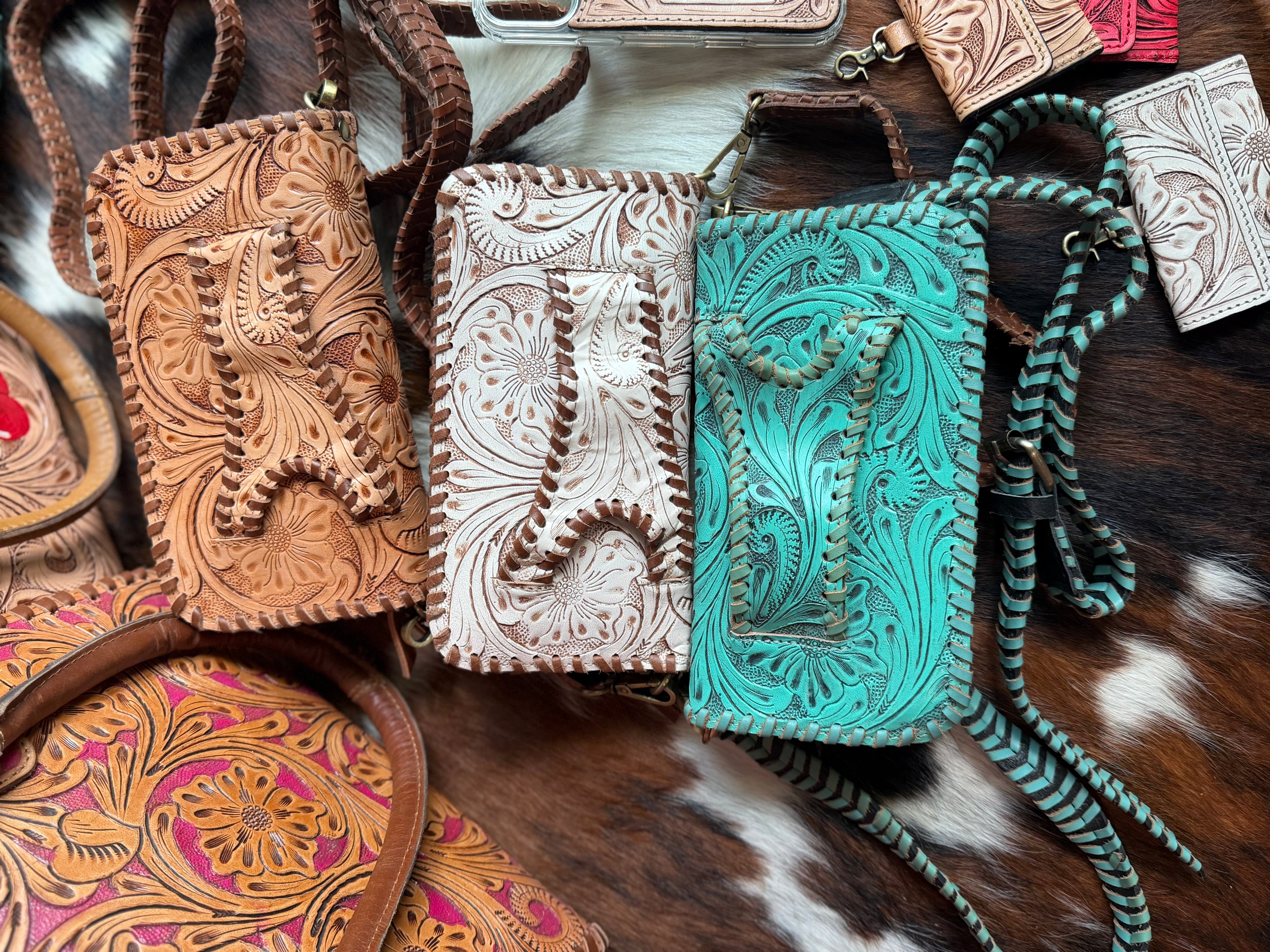 Double wallet Tooled leather clutch purse