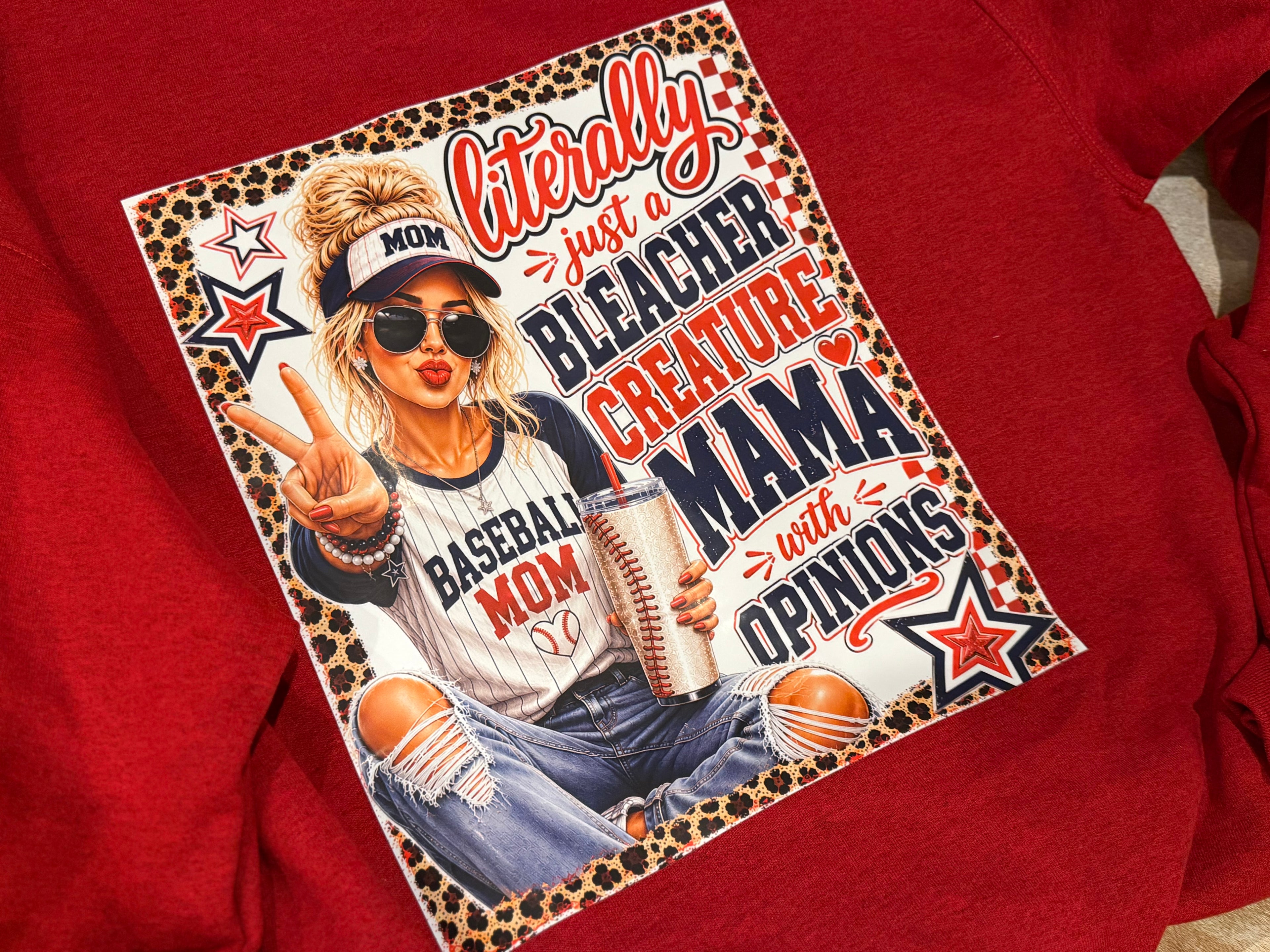 Medium - Gildan baseball sweatshirt (blonde)
