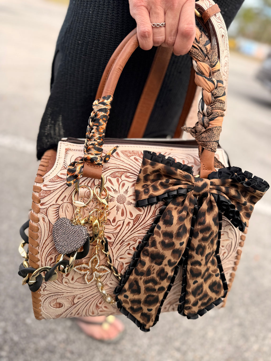 “The Outlaw Darling” tooled leather speedy (L)