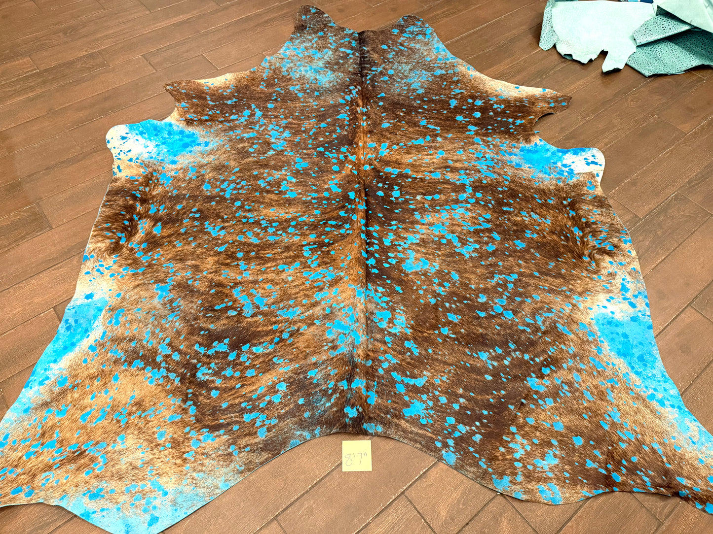 8’7” blue acid wash rug