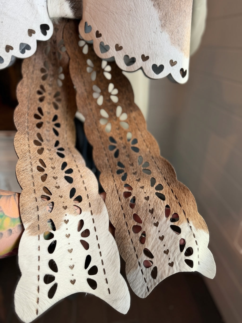 GIGANTIC 32" - HEART EDITION cowhide bow for tree - lace look (read description fully)