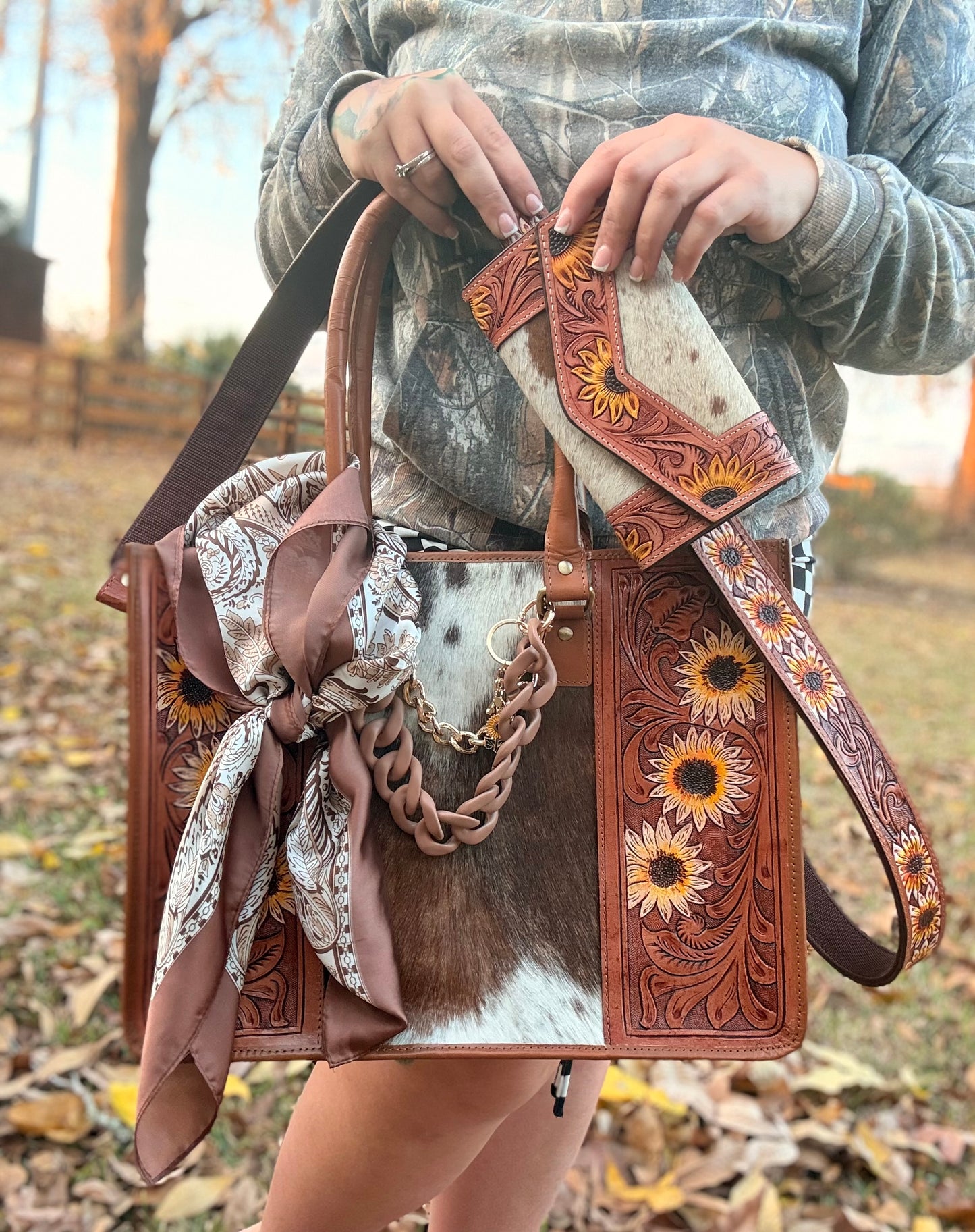 “Wildflower Prairie” tote/wallet/wallet