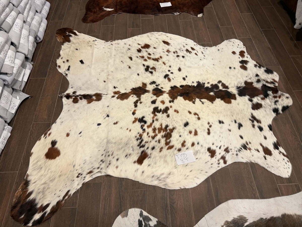 Full size cowhide (exotic) #T155- 8’9”