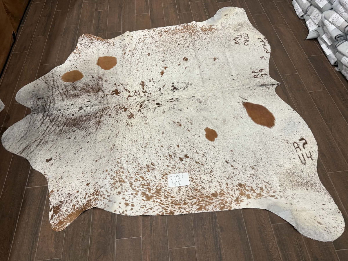 Full size cowhide (exotic) #T157- 9’1”