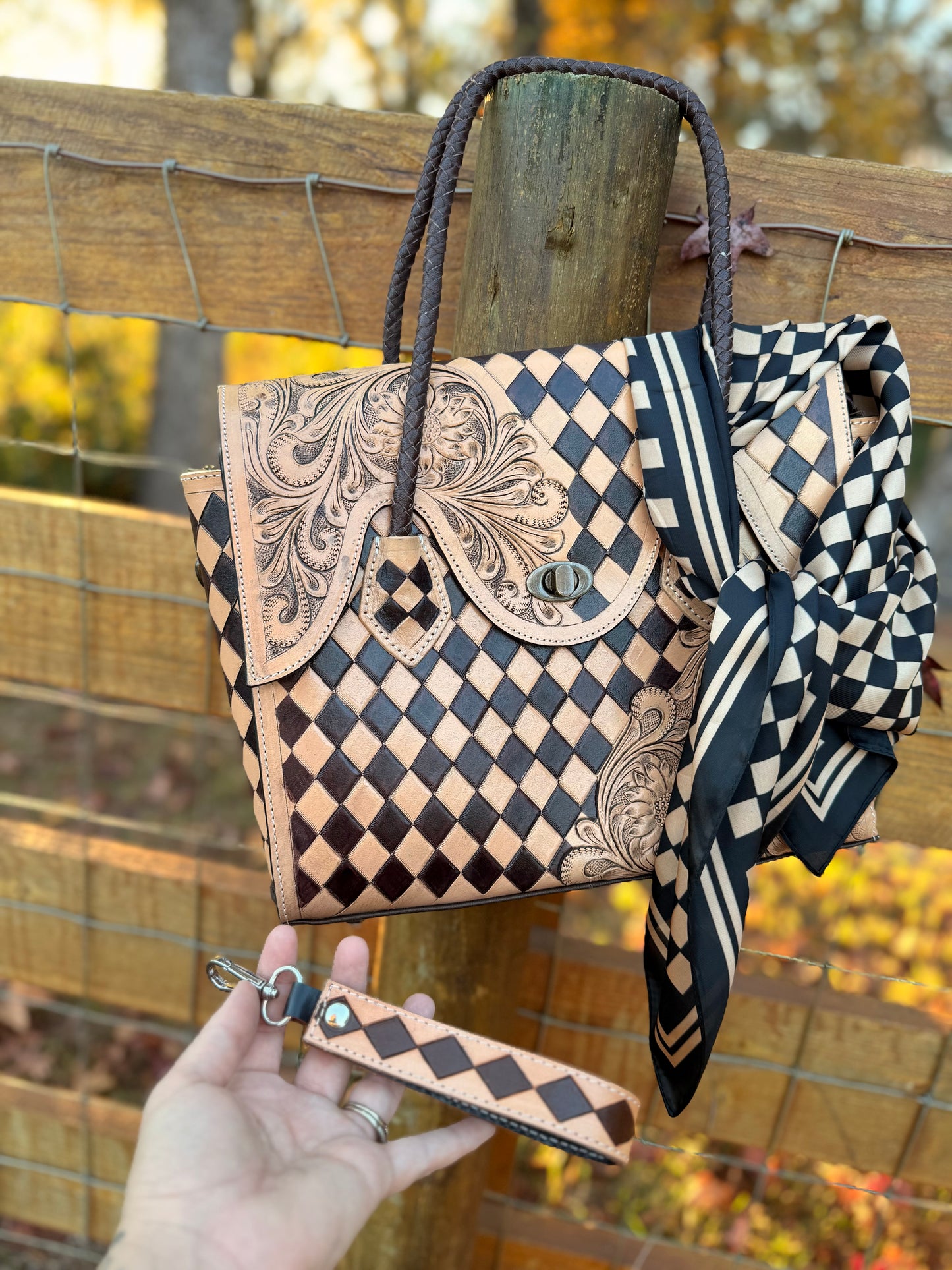 The Rodeo check set - dark brown/tan checker