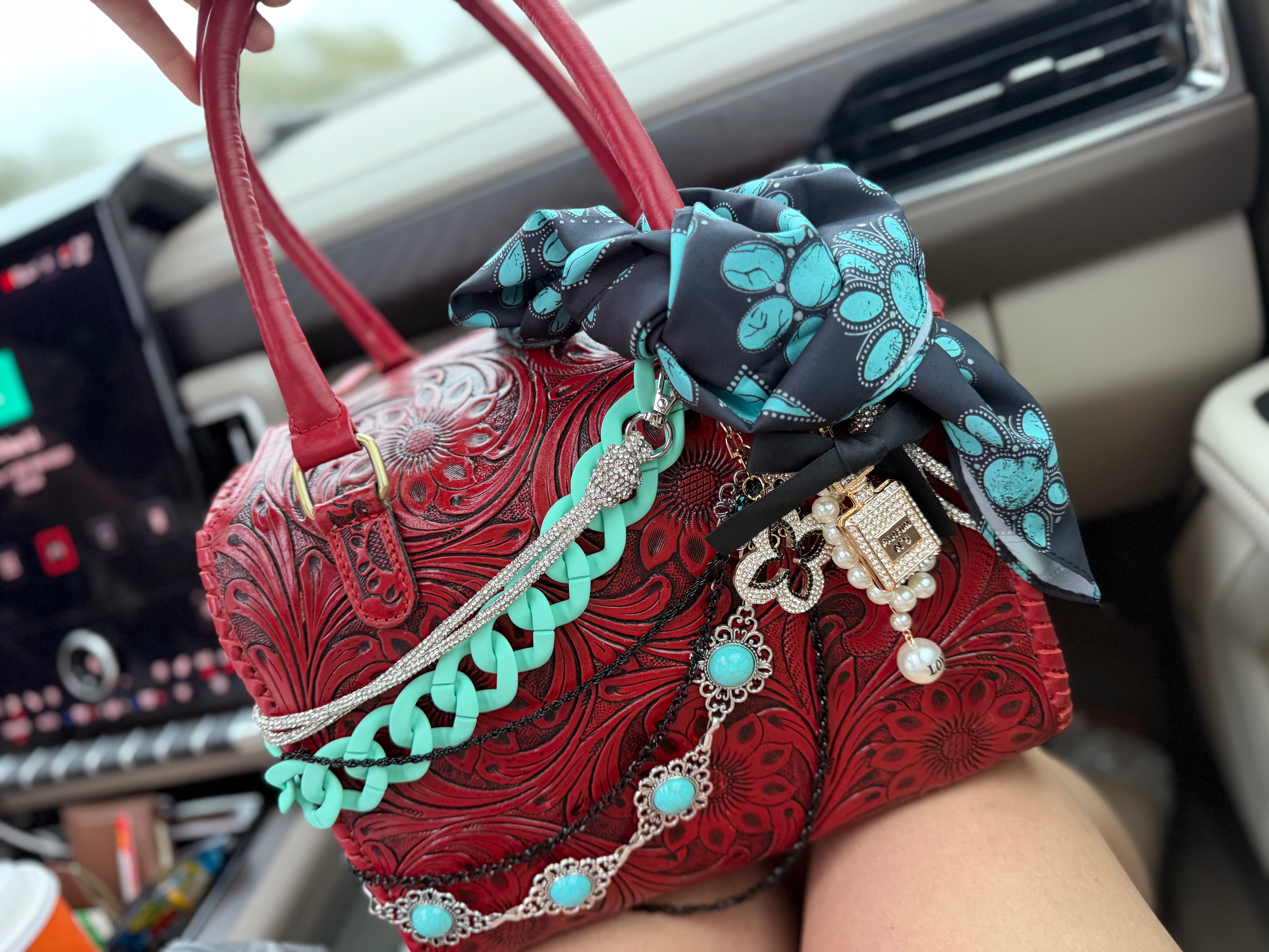 “Ruby Ranch Royalty” tooled leather speedy (L) – Painted porch