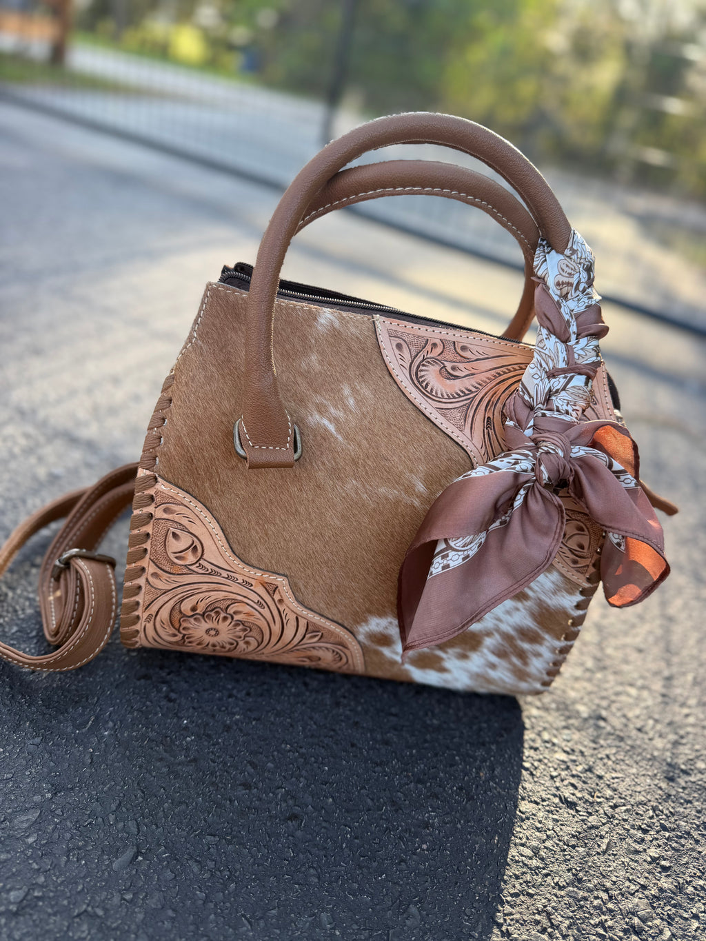 “Simple class ”- cowhide and tooled leather speedy (M)