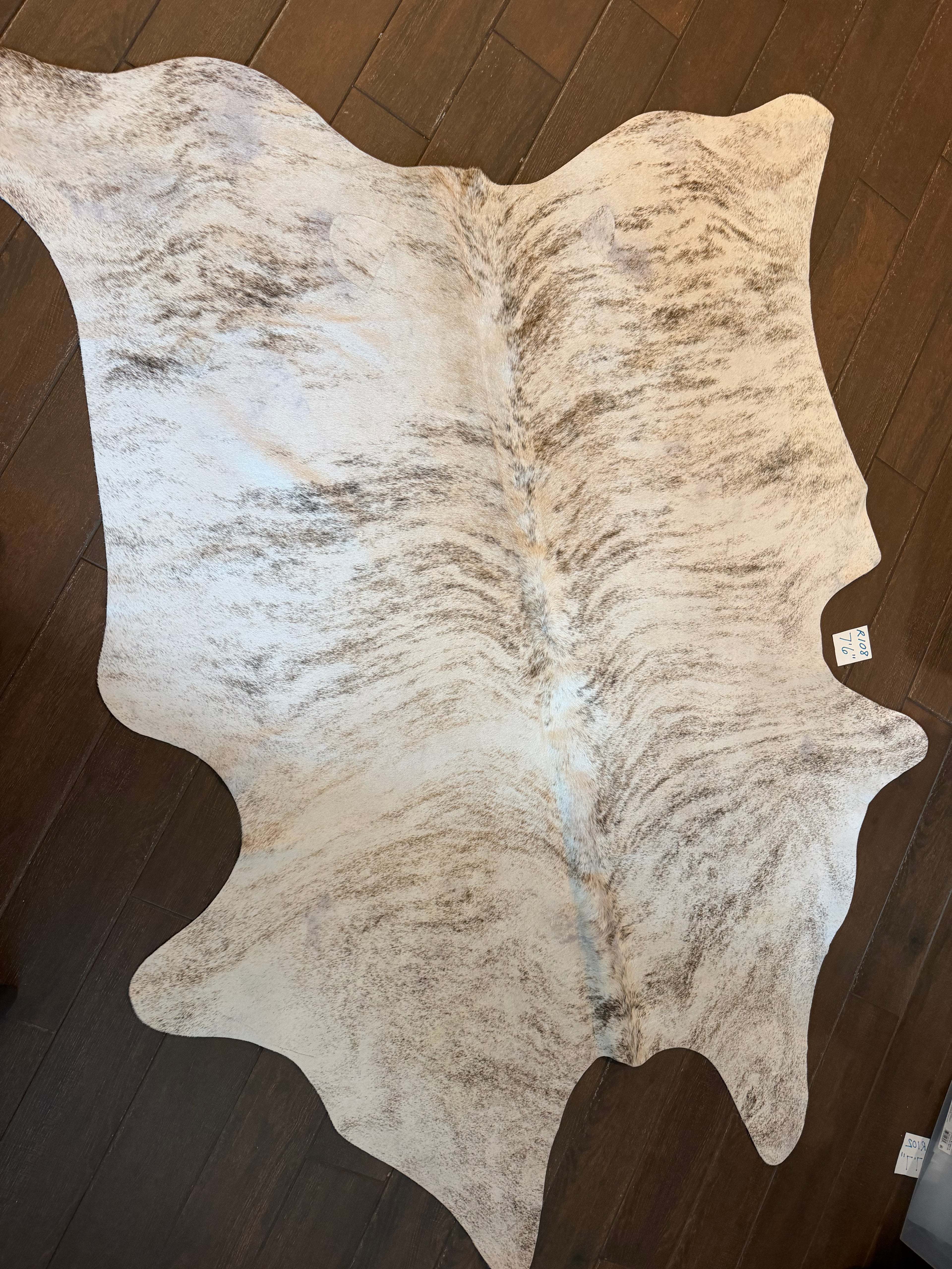 Full size cowhide (exotic)- # R108-7’6”