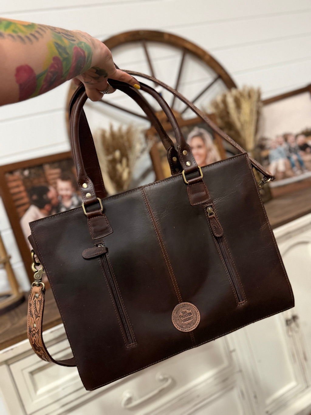 Cowhide and Tooled leather tote bag with fringe- (M)