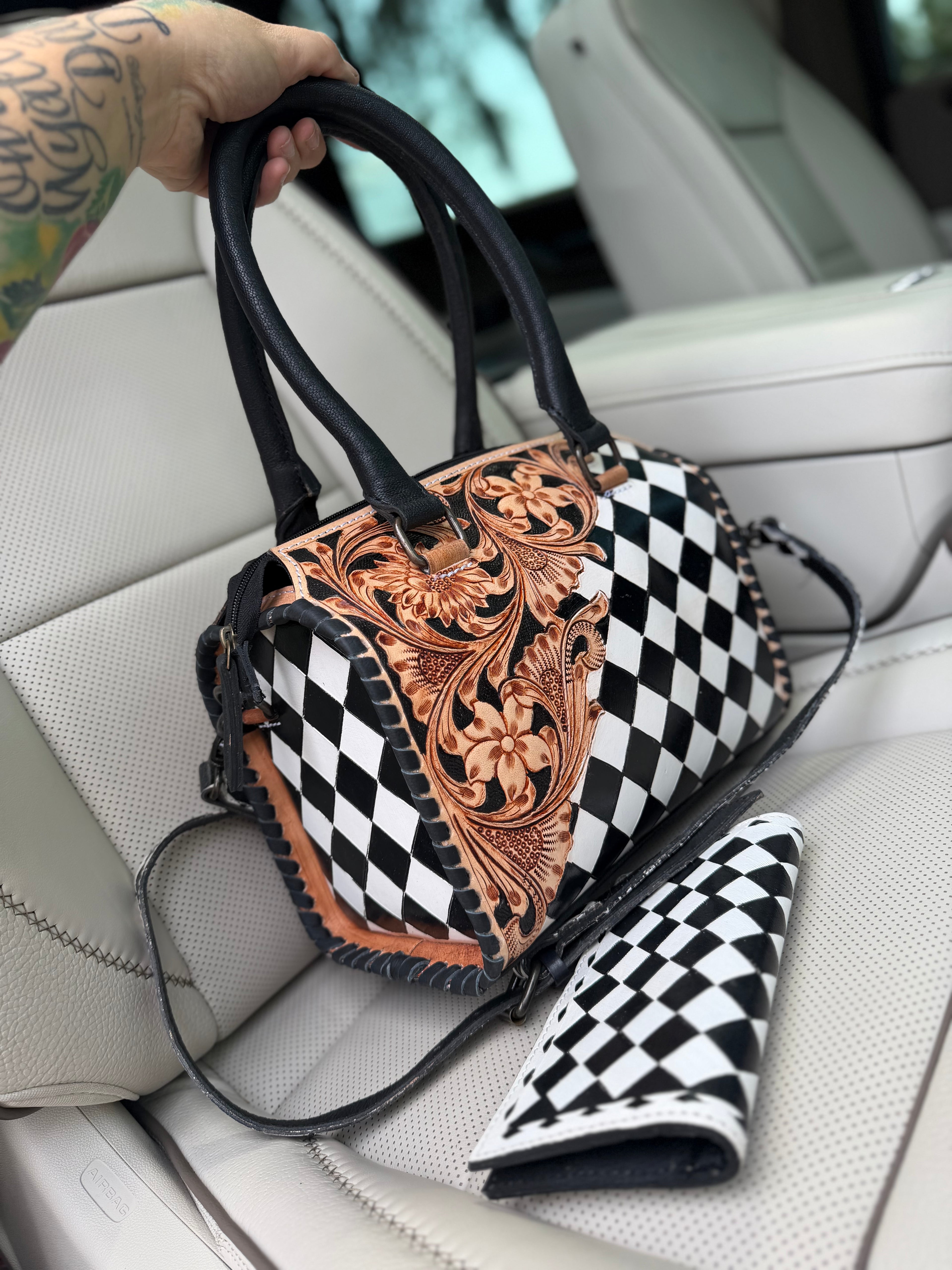 “Diamond Royalty set”- black n white tooled leather speedy (M) and wallet