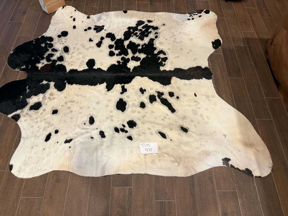 Full size cowhide (exotic) #T115- 9’0”