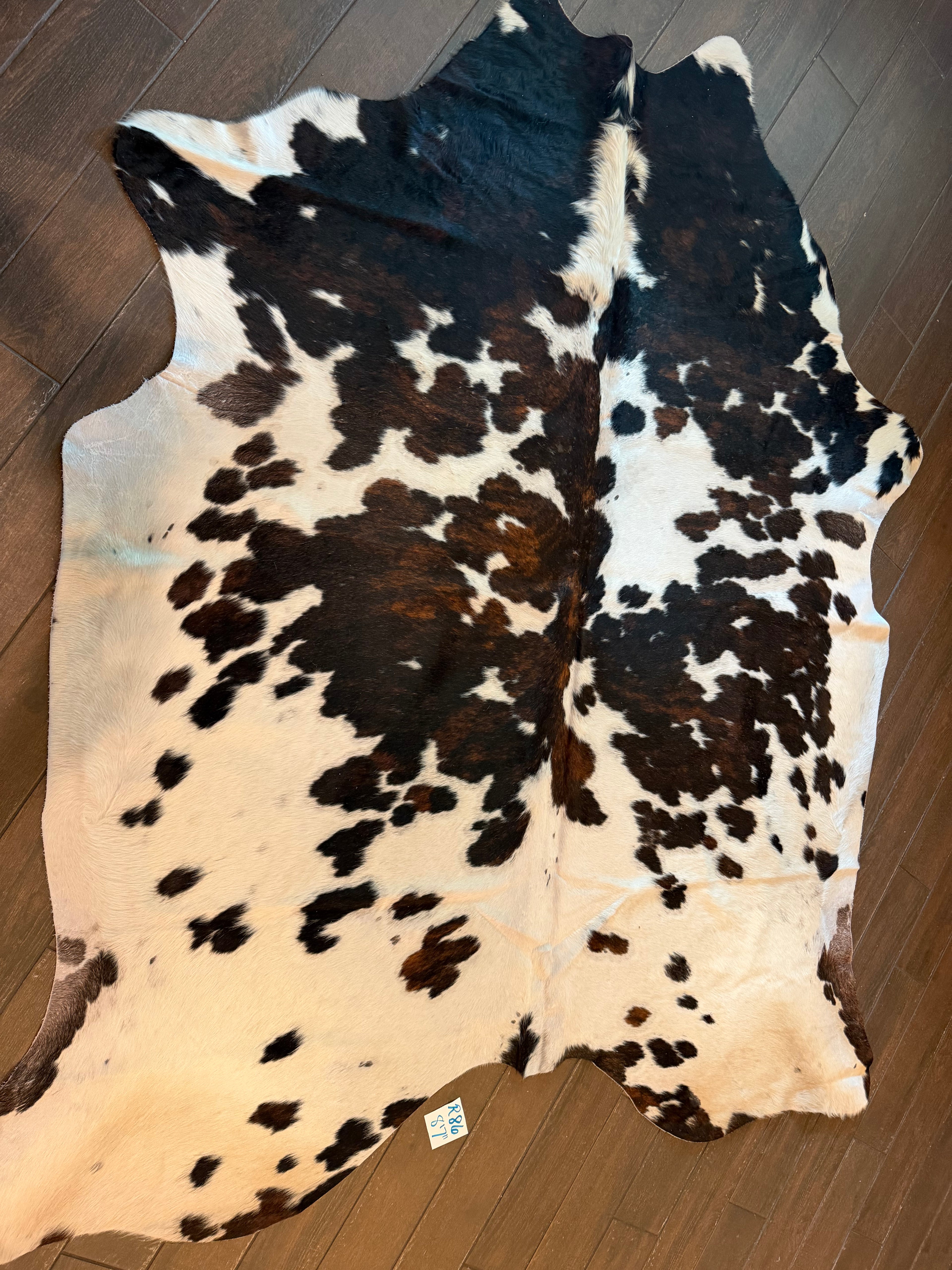 Full size cowhide (exotic)- # R86- 8’7”