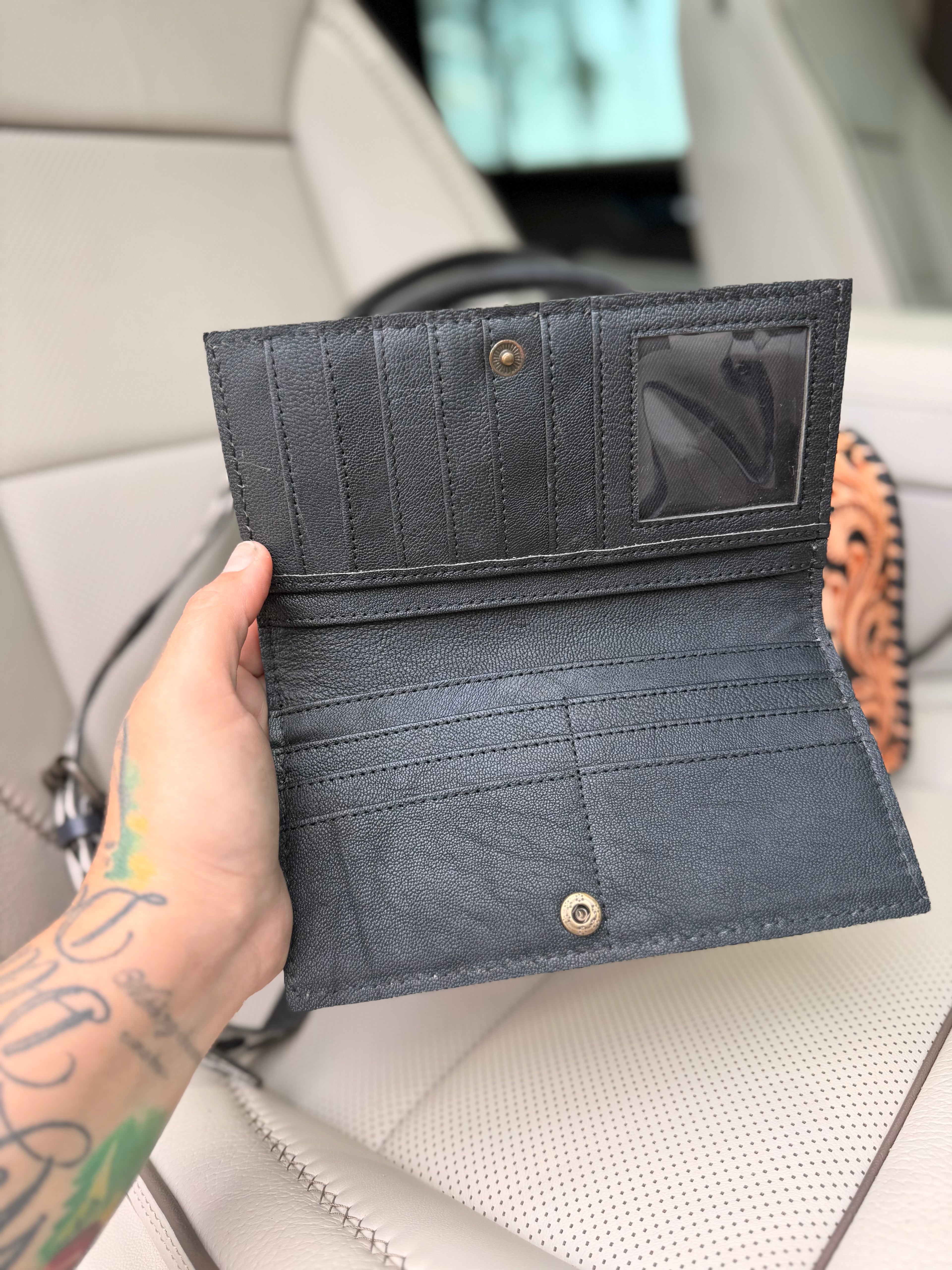 “Diamond Royalty set”- black n white tooled leather speedy (M) and wallet