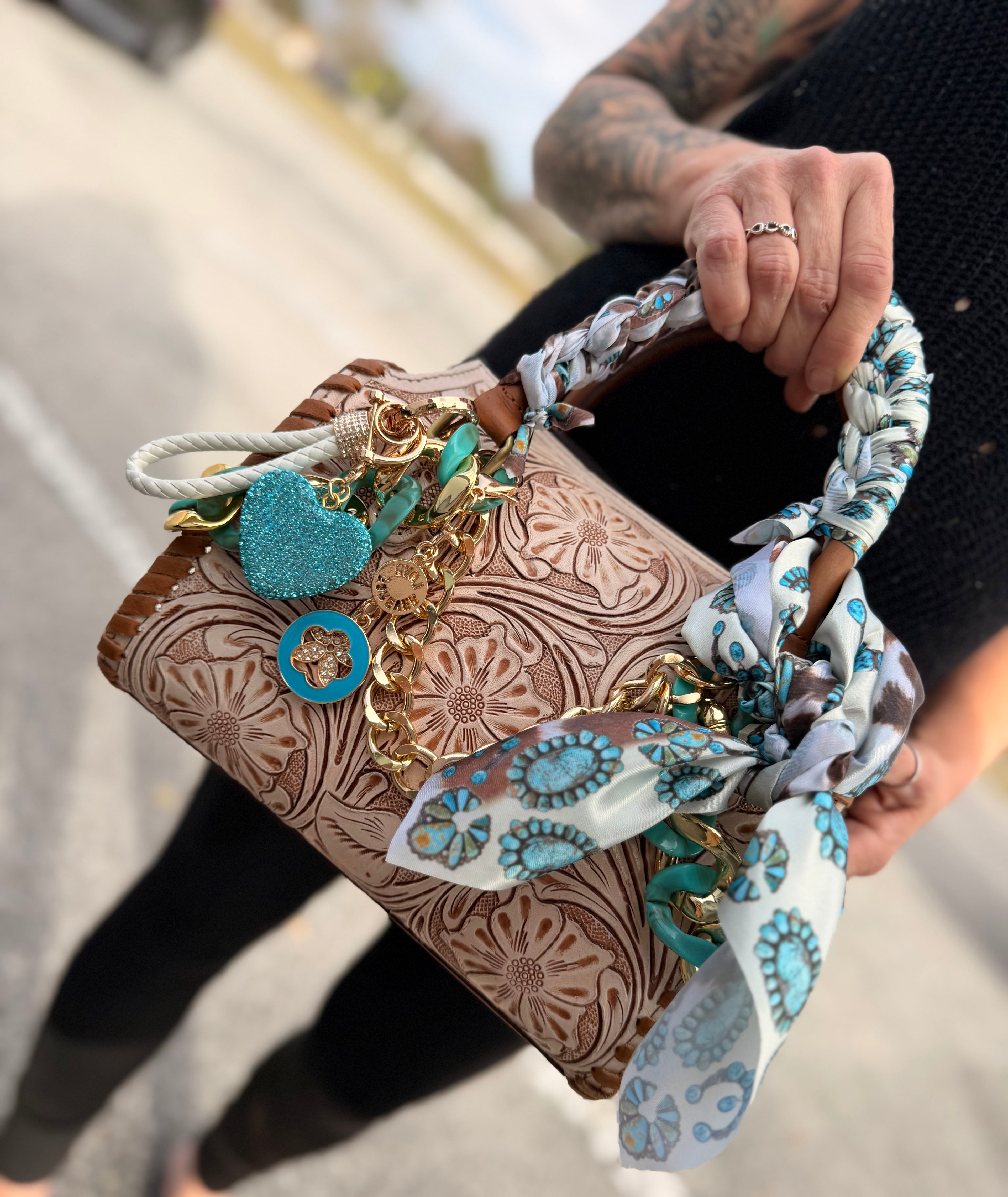 “The Turquoise Wildflower”- white/cream tooled leather speedy (M)